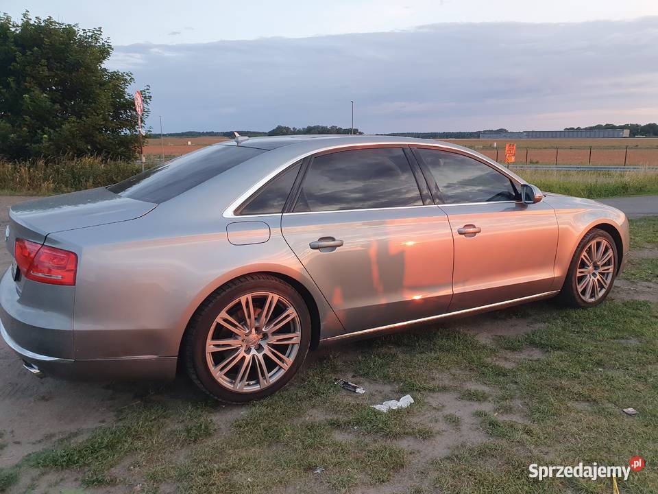 zadbane AUDI A8L D4 30 TFSI 333 2013 Szczecinek