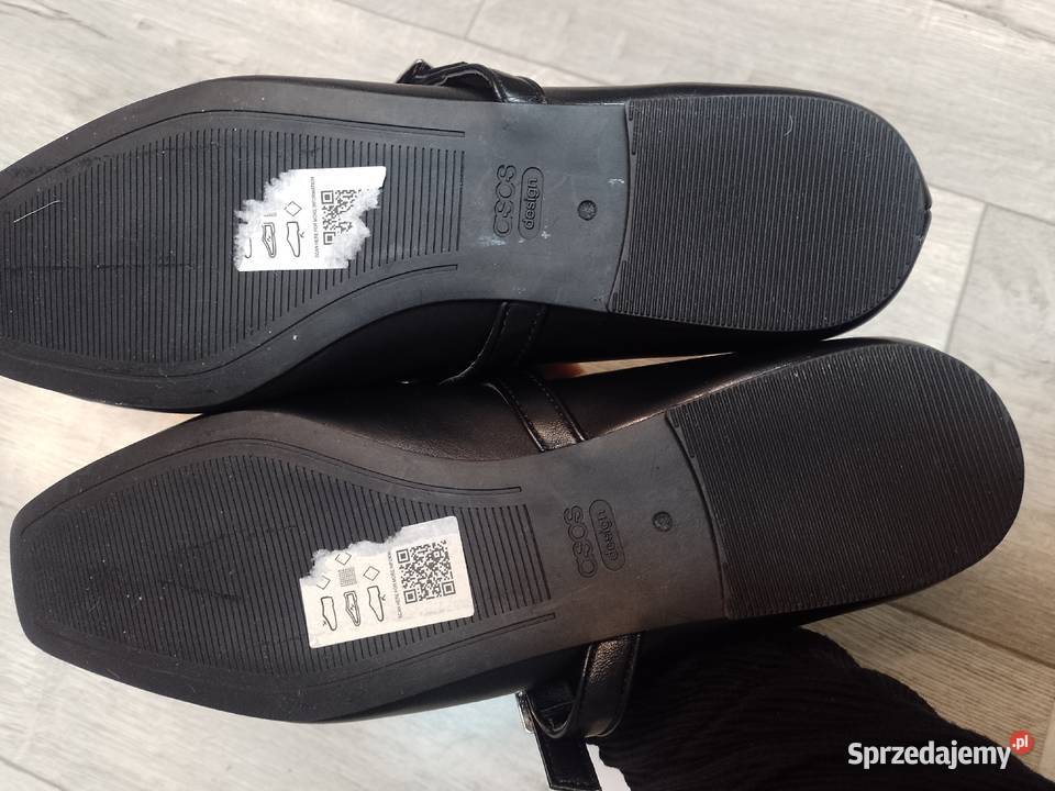 41 Czarne baleriny wieczorowe z zapięciem z sprzedam