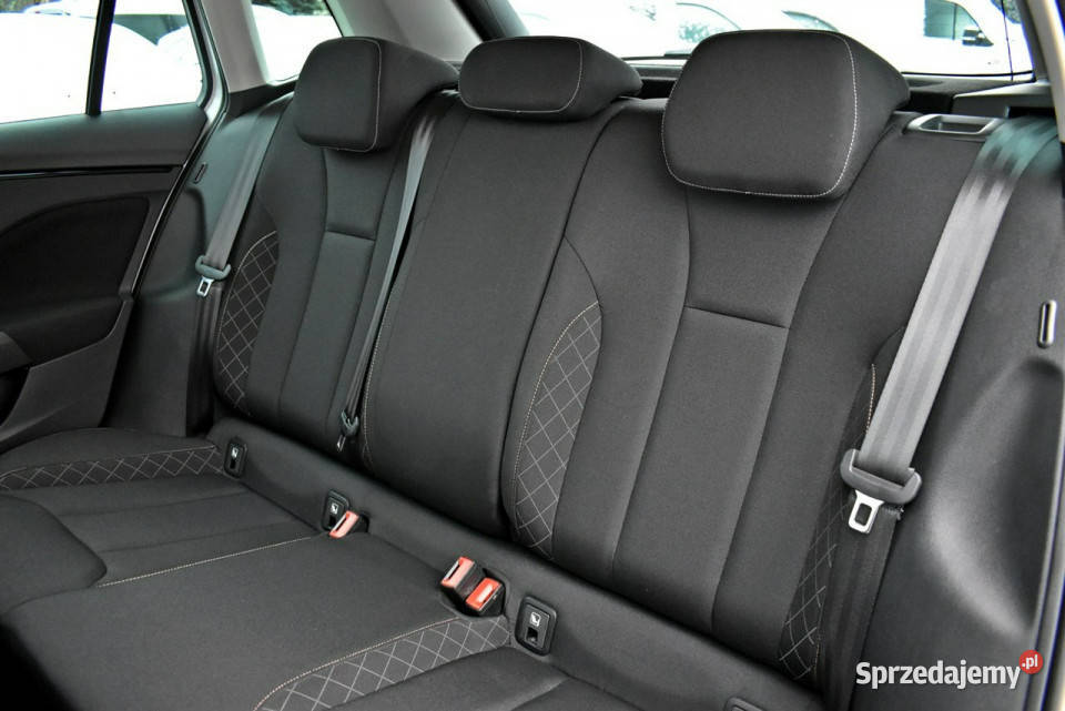 koda Kamiq Bezwypadkowy Salon Polska Serwis ASO SUV sprzedam