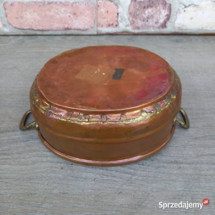 Mała miedziana osłonka na kwiaty miedziana