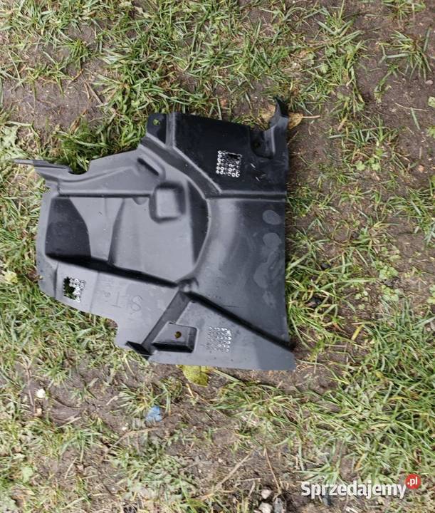 Mocowanie halogenu Ford Focus MK4 StLine osobowe Skarżysko-Kamienna