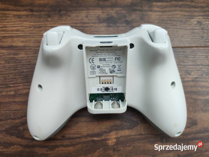 Oryginalny bezprzewodowy pad do Xbox 360 biały Tarnobrzeg