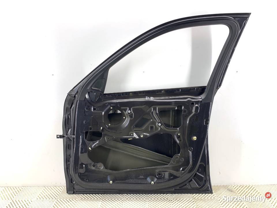 DRZWI PRAWY PRZÓD BMW F16 SUV 1419 Sophistograu osobowe