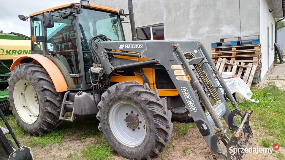 Renault Celtis 426RC z ładowaczem czołowym Siedlce
