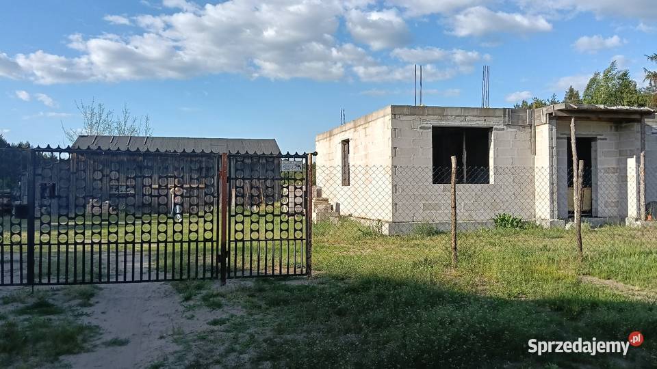 Sprzedam działkę z rozpoczętą budową domu 12800m2 Sprzedaż