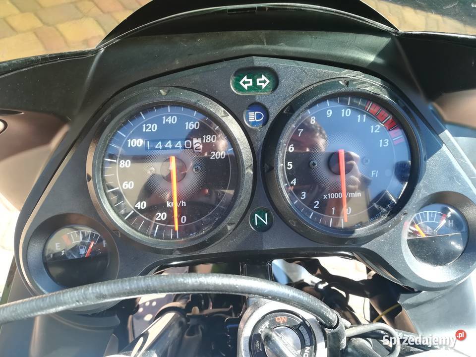 Honda CBR125R wtrysk zarejestrowany w Polsce Bliżyn sprzedam