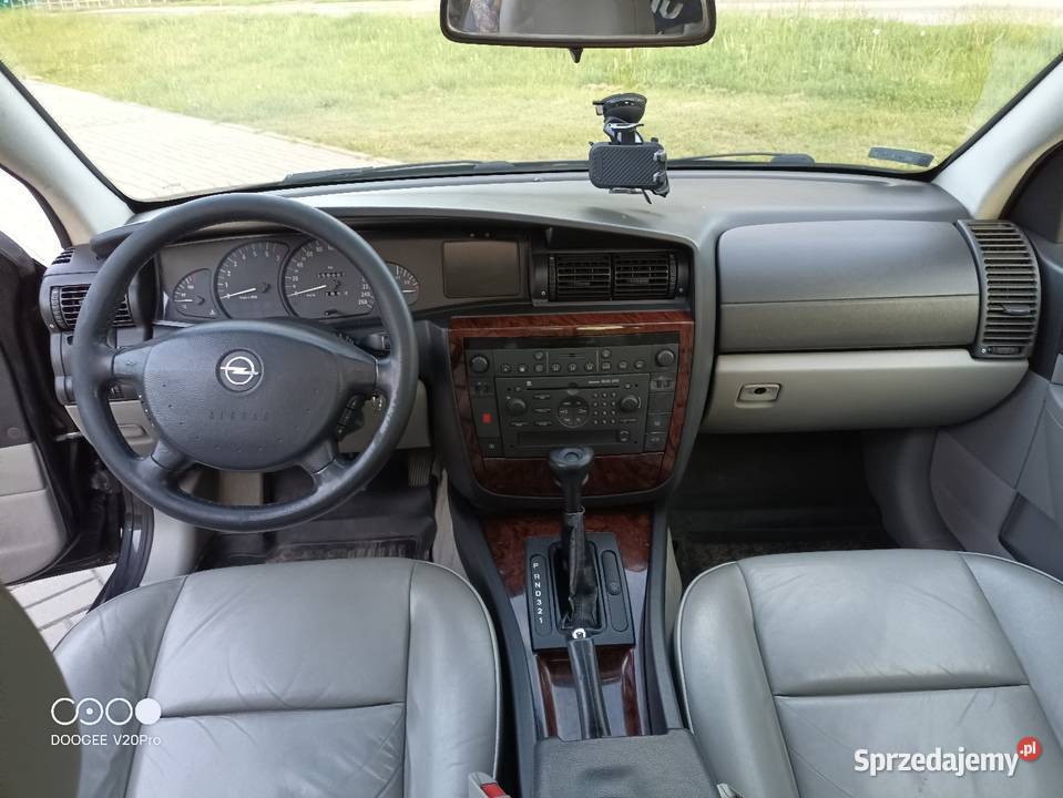 Opel Omega B 26 V6 Automat Skóry LPG Xenon ESP