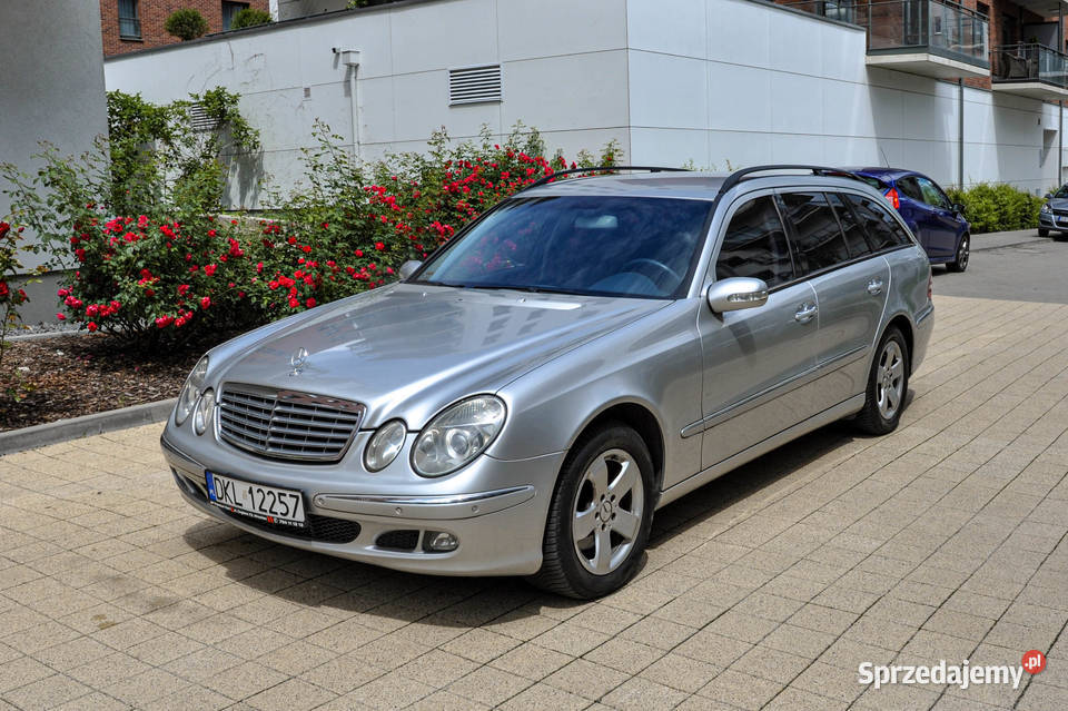 MercedesBenz Klasa E W211 35 272 4Matic