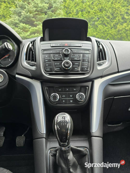 Opel Zafira Opel Zafira 99 C 2011 pomorskie