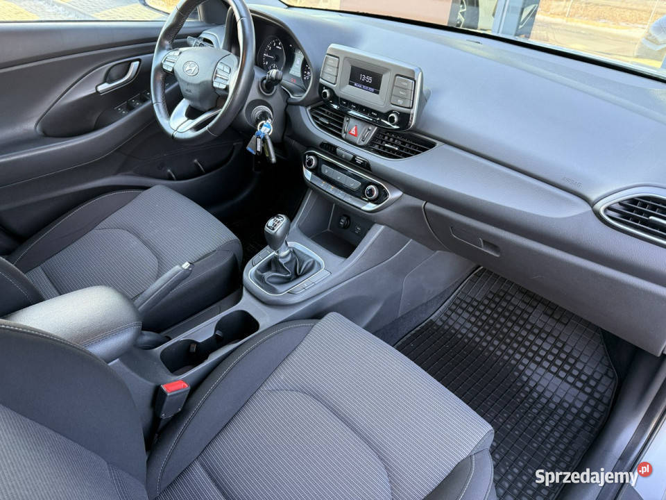 Hyundai i30 15DPI 110 Classic Salon Polska pełny VAT łódzkie Piotrków Trybunalski