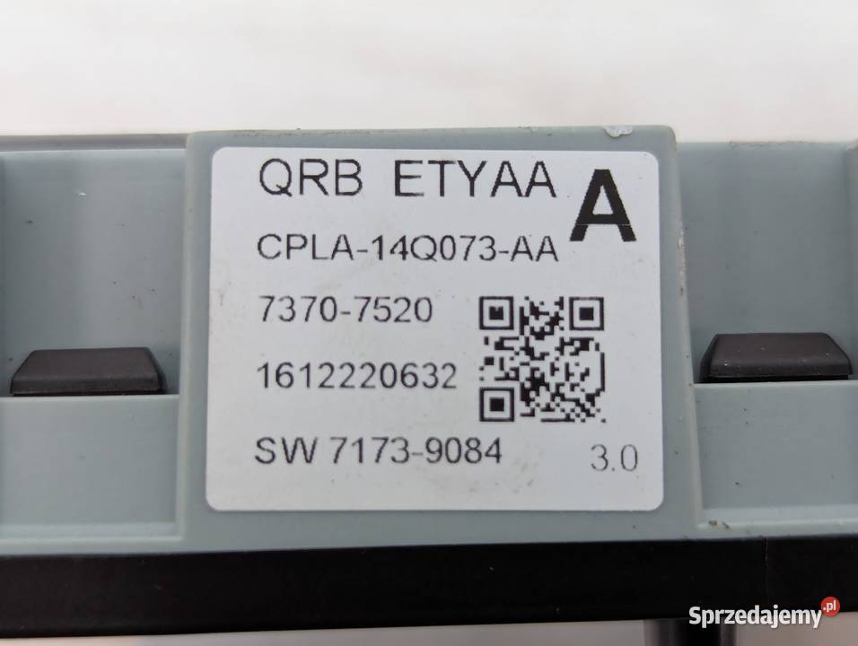 SKRZYNKA BEZPIECZNIKÓW MODUŁ BSI JAGUAR FPACE Białystok