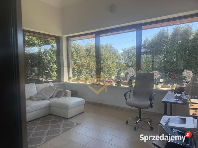 Dom wolnostojący Żabia Wola 265m2 mieszkalny mazowieckie