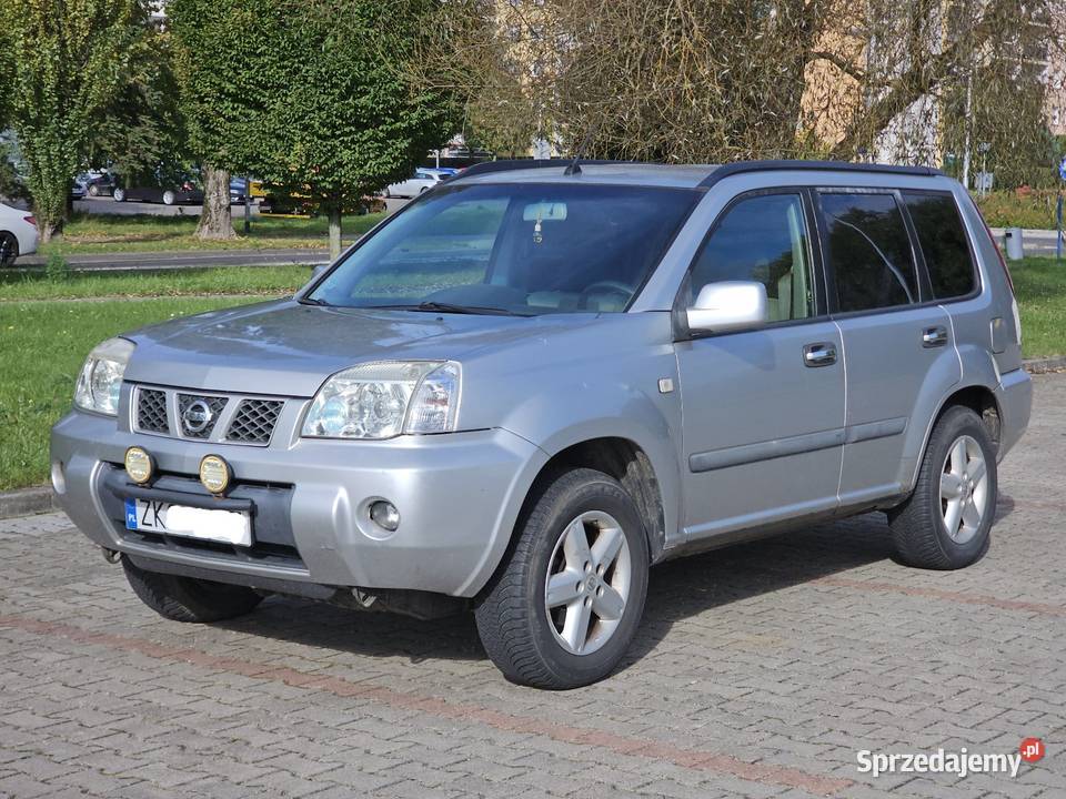 Nissan Xtrial 4x4 LPG gaz Samochody osobowe