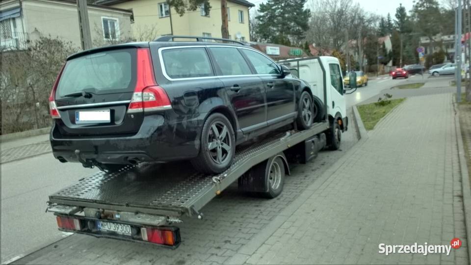 Nissan Cabstar autolaweta holownik DMC Warszawa