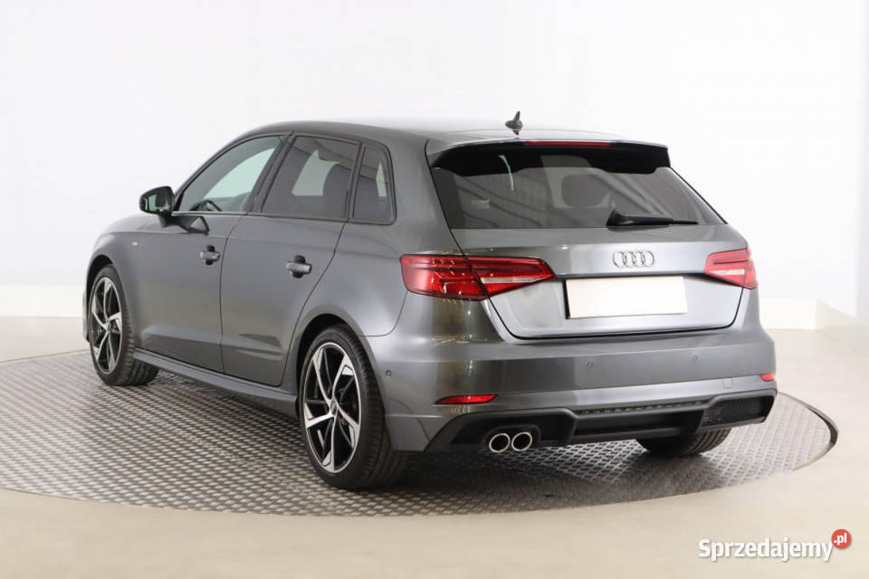 Audi A3 15 TFSI podgrzewane fotele