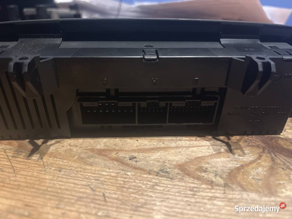 Panel nawiewu vw polo 9n lift 6q0907044e osobowe Margonin