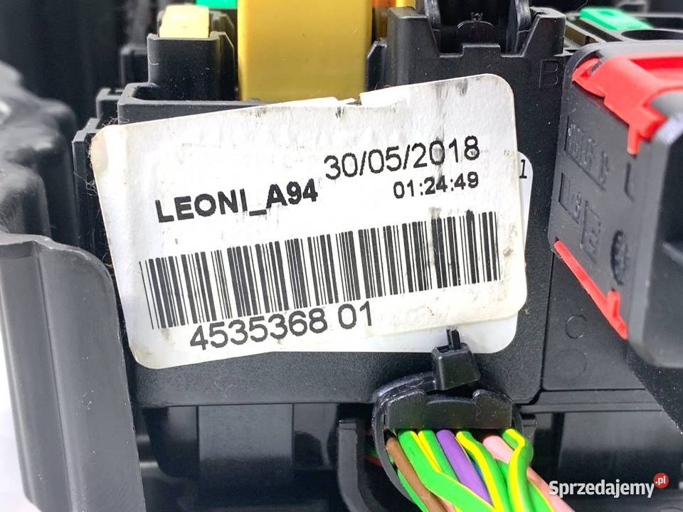 SKRZYNKA BEZPIECZNIKÓW PEUGEOT 2008 I Hatchback