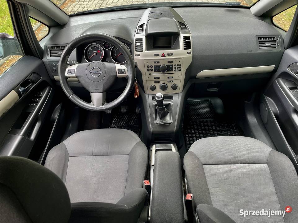 ŚlicznyZadbanyOpelZafira2008rLift17IsuzuBogwyp7Os łódzkie Zduńska Wola
