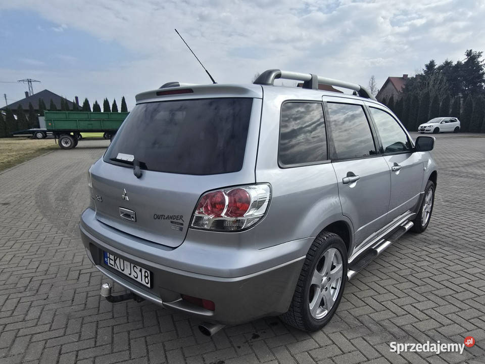 Mitsubishi Outlander 24benz 4x4Napęd srebrny Kutno