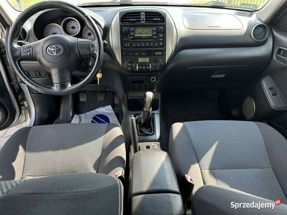 Toyota RAV4 20D4D 4X4 Stan Klimatronic Alufelgi relingi dachowe Ostrowiec Świętokrzyski