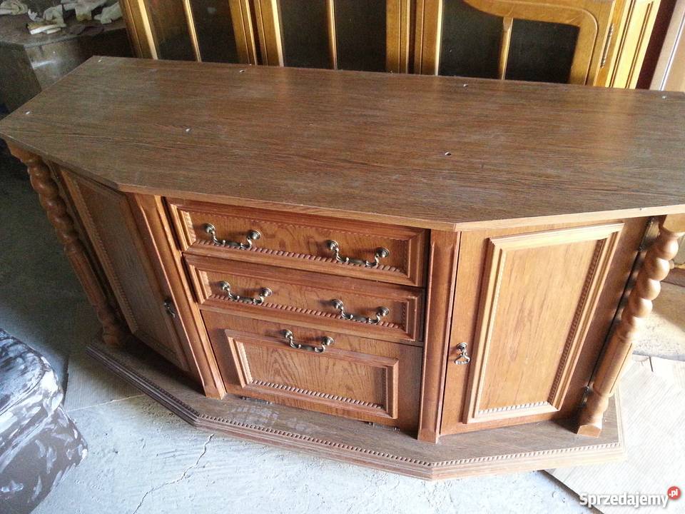 Stylowe zdobione meble Lipiany