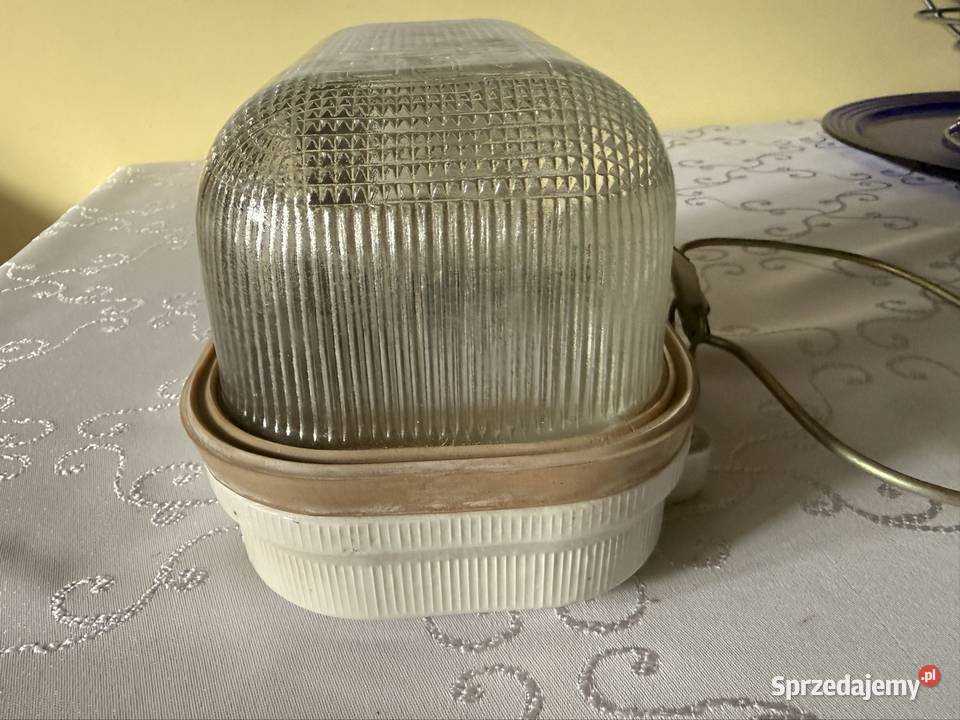 Lampa PRL OPKZ60 Industrialna Oprawa lata 7080 Lampy śląskie Czerwionka-Leszczyny
