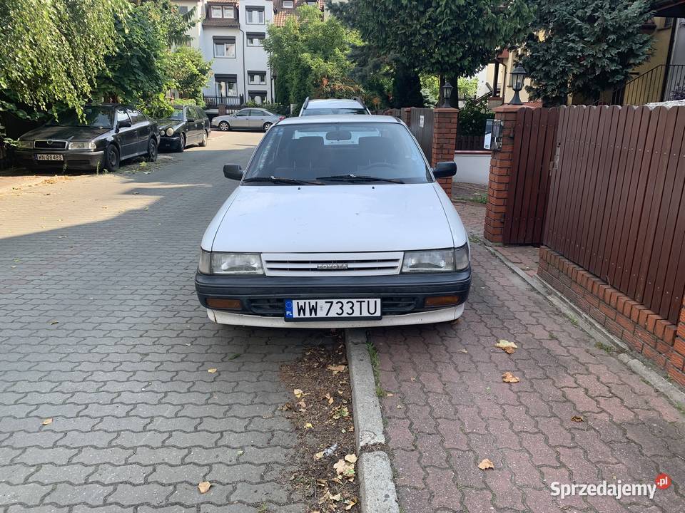 Toyota Carina II 1991 20 diesel youngtimer Rok produkcji 1991 Warszawa