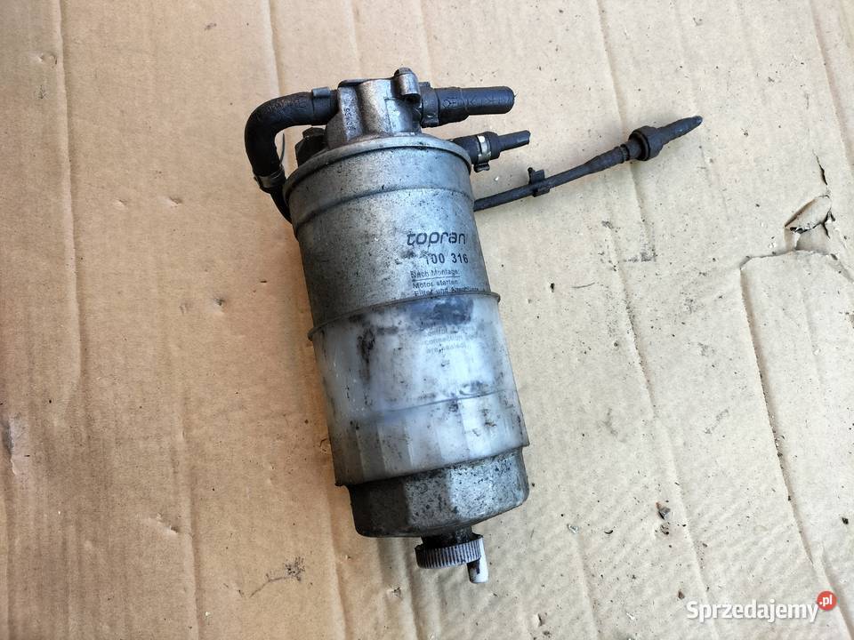 PODSTAWA OBUDOWA FILTRA PALIWA AUDI PASSAT 80 90