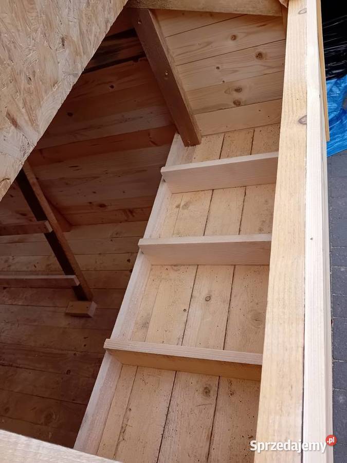 Kurnik drewniany na około 1012 kur Bulowice