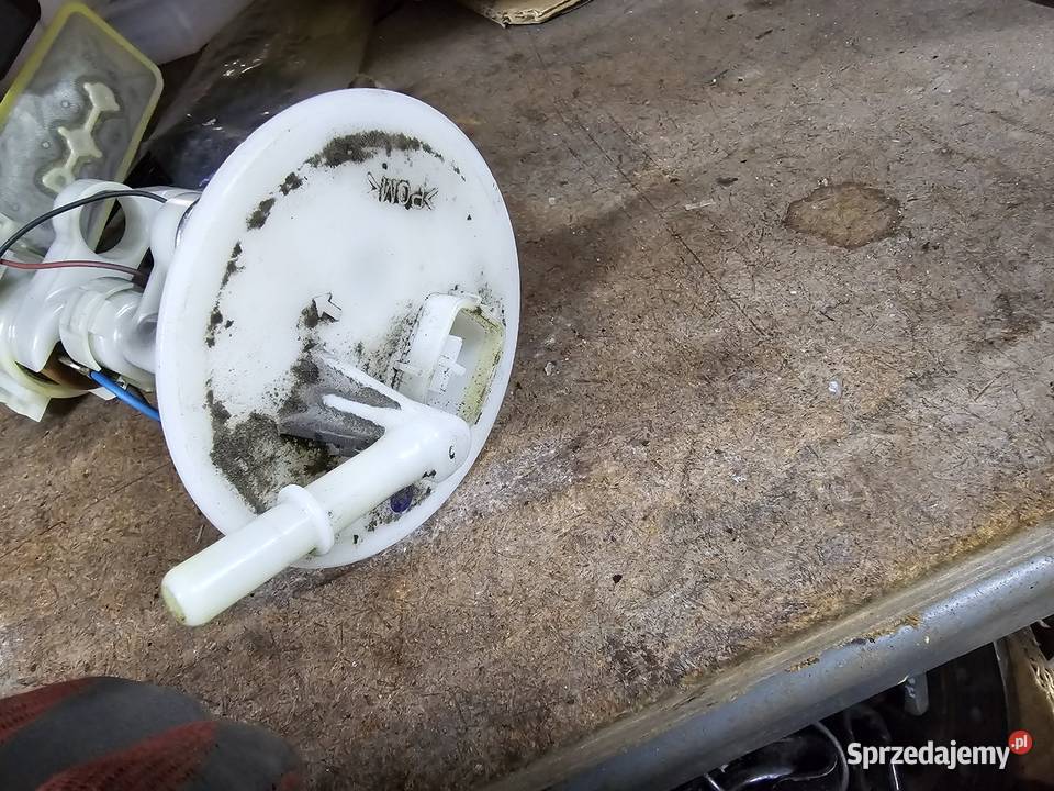 Suzuki Burgman 125 K7 pompa paliwa pływak