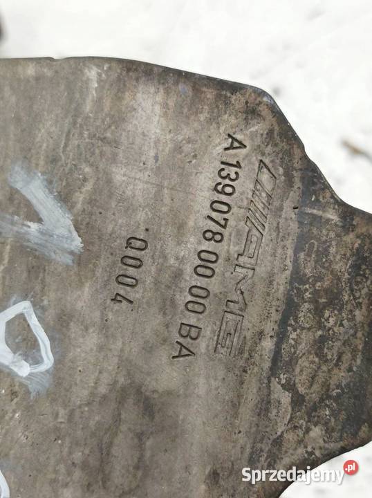 ŁAPA WSPORNIK A1390780000BA 20 CGI 45 AMG