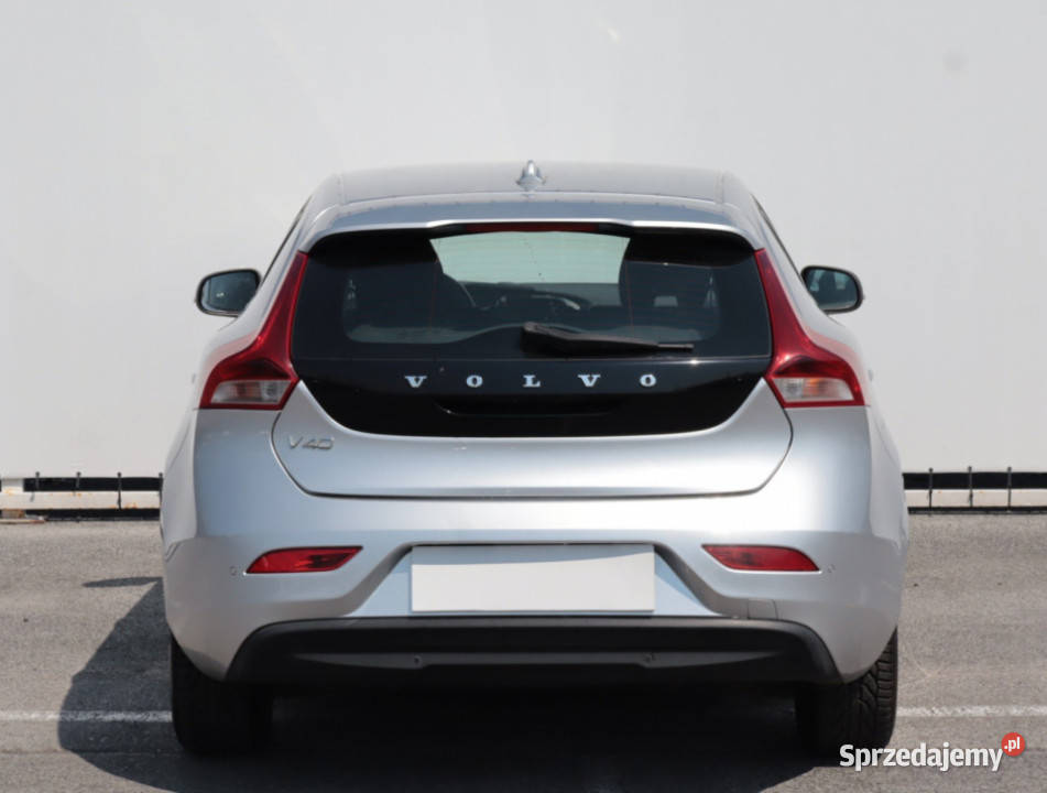 Volvo V40 20 D2 tempomat
