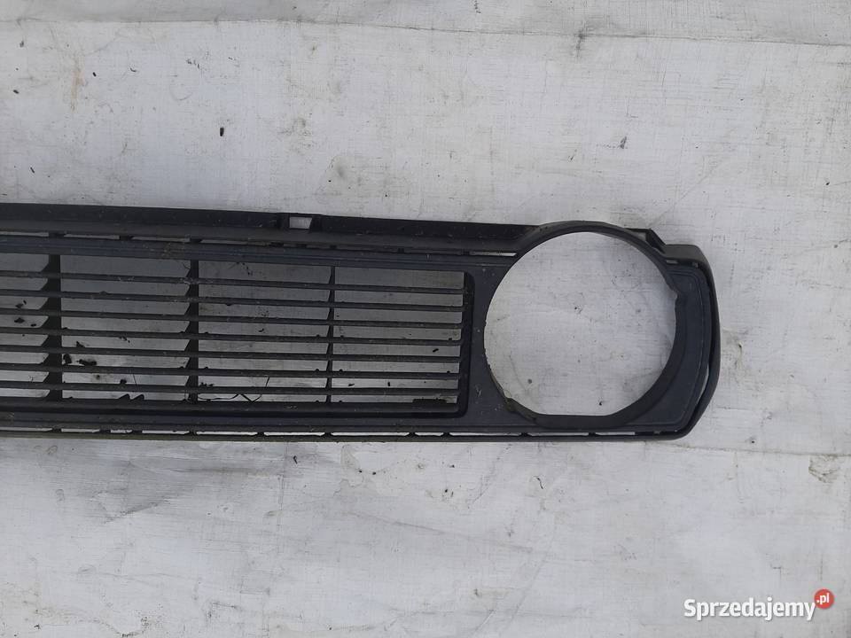 GRILL ATRAPA PRZÓD VW POLO I OE 861853653 Ksawerów