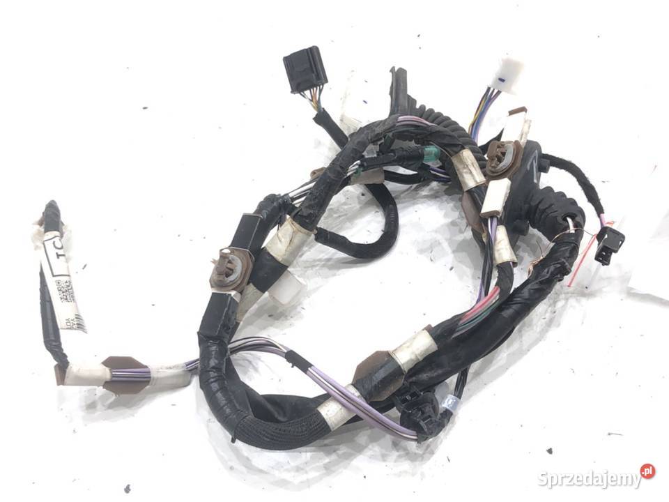 WIĄZKA DRZWI TYŁ PRAWY TOYOTA COROLLA E21 18 98