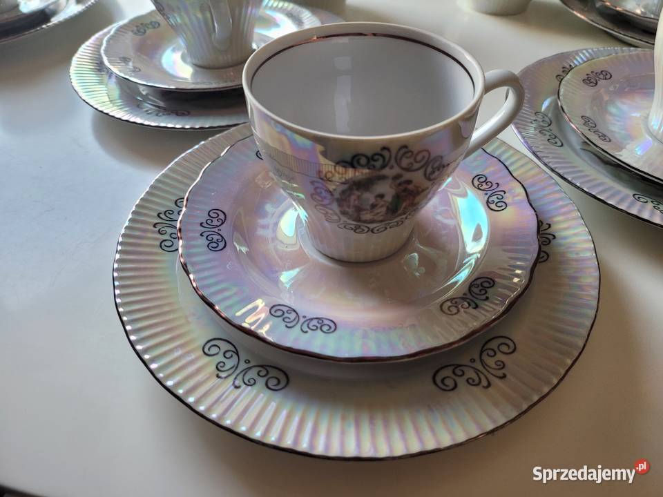 Przepiękny serwis kawowy 12 osób Jlmenau Komorów