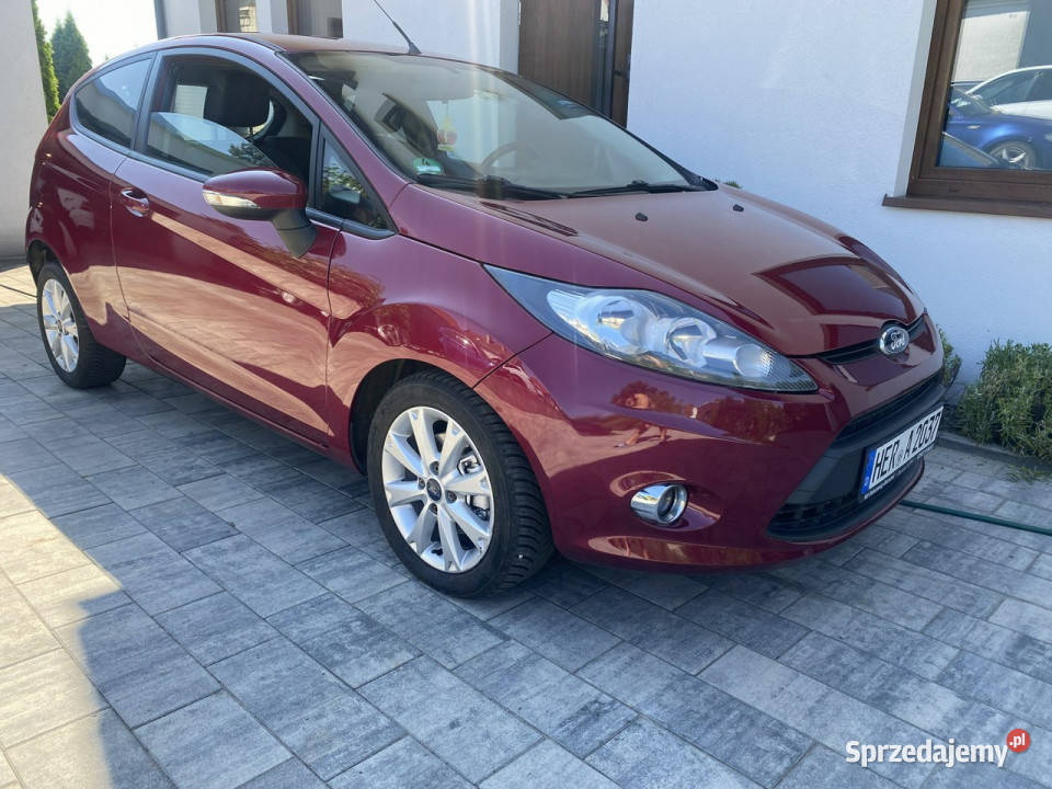 Ford Fiesta z LPG nowa Niski oryginalny przebieg czujnik zmierzchu Poznań