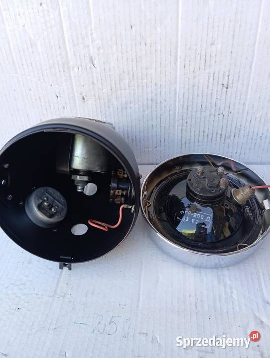 LAMPA WOSCHOD KOWROWIEC K175 K175A IŻ ORYGINALNA sprzedam