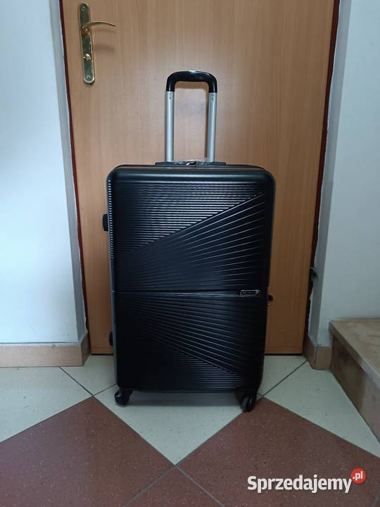 Walizki turystyczne podróżne Nowe