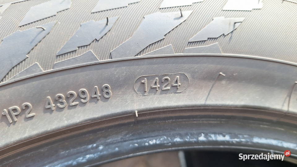 Opony zimowe Nokian 21555R17