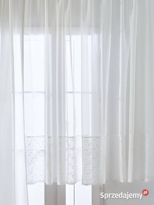 biała firanka ze zdobieniem Sinsay 300x170 Firany