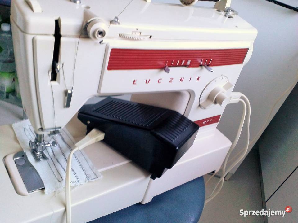 Maszyna do szycia Łucznik 877 sprawna Mielec