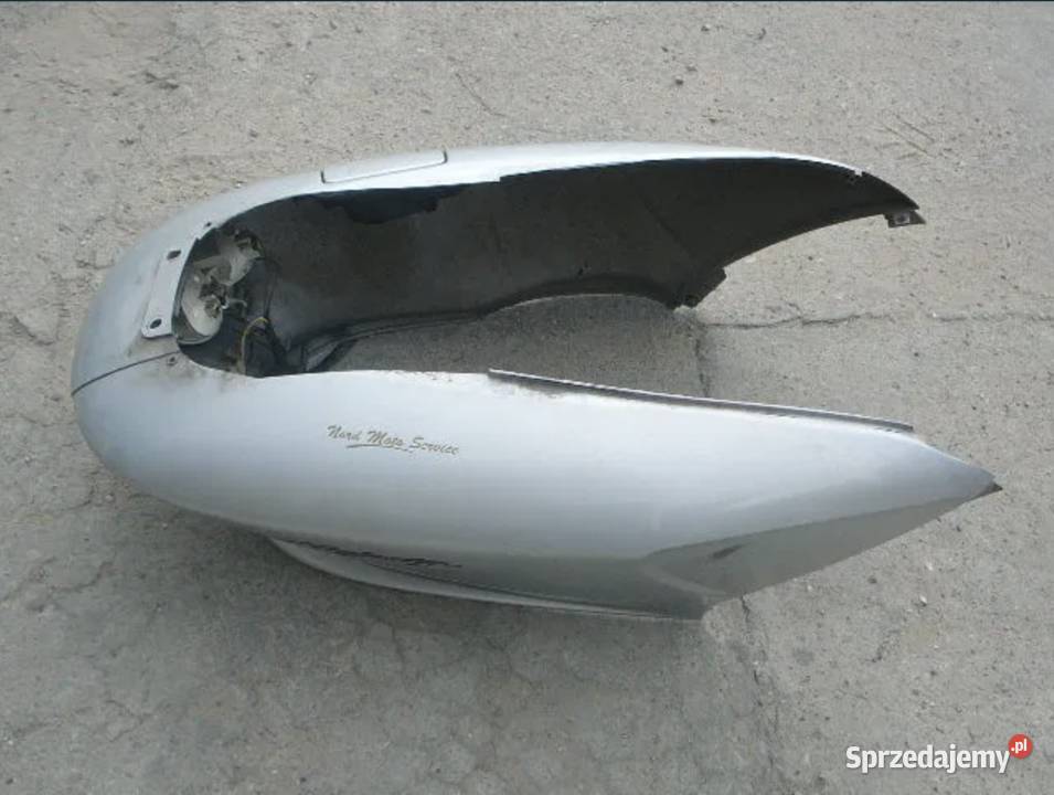 boczek owiewka dupek YAMAHA 125 majesty Szyby i owiewki Ostrzeszów