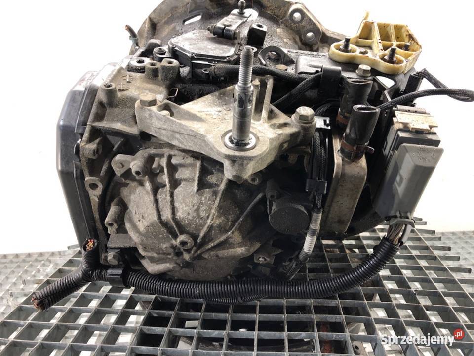 SKRZYNIA BIEGÓW RENAULT SCNIC II DP0056 20 135 osobowe