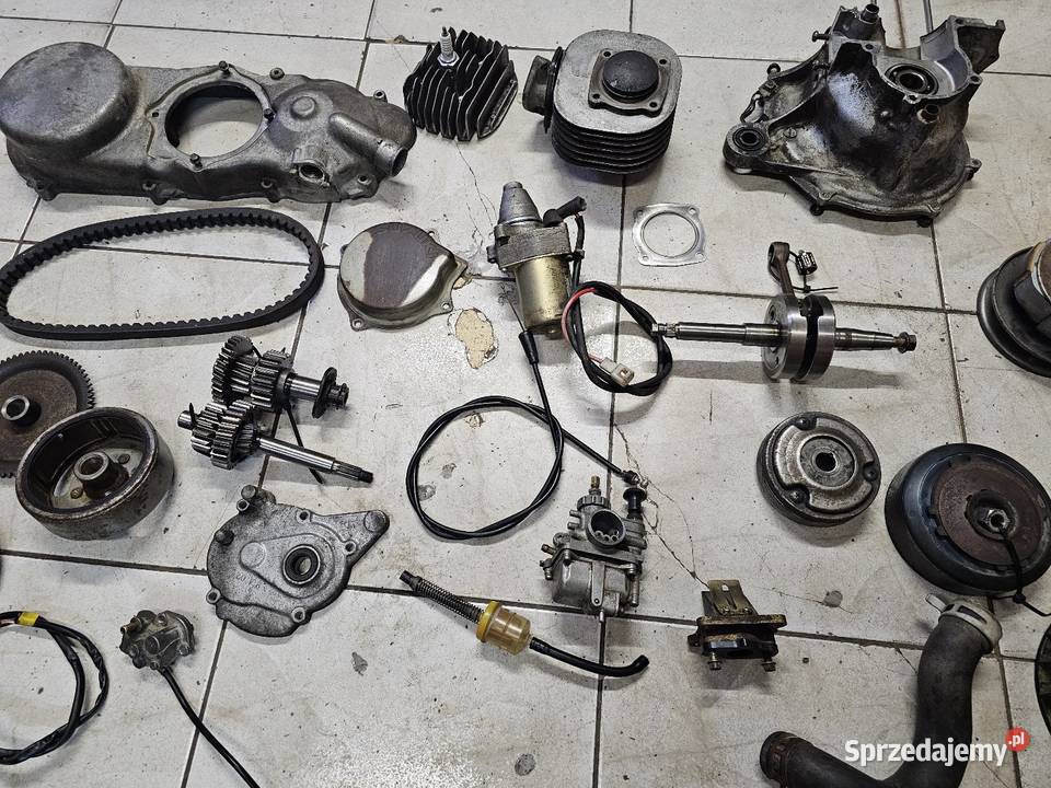 Suzuki LT 80 silnik części lt80 wał głowica