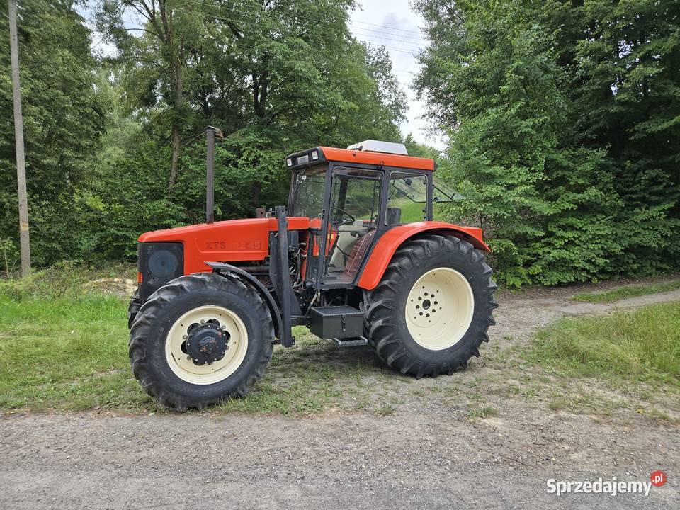Ciągnik rolniczy Zetor ZTS 12245 16245 10540 Krasnystaw
