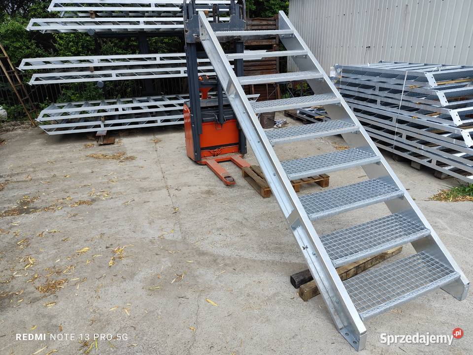 Schody metalowe wema wejście na Elżbieta