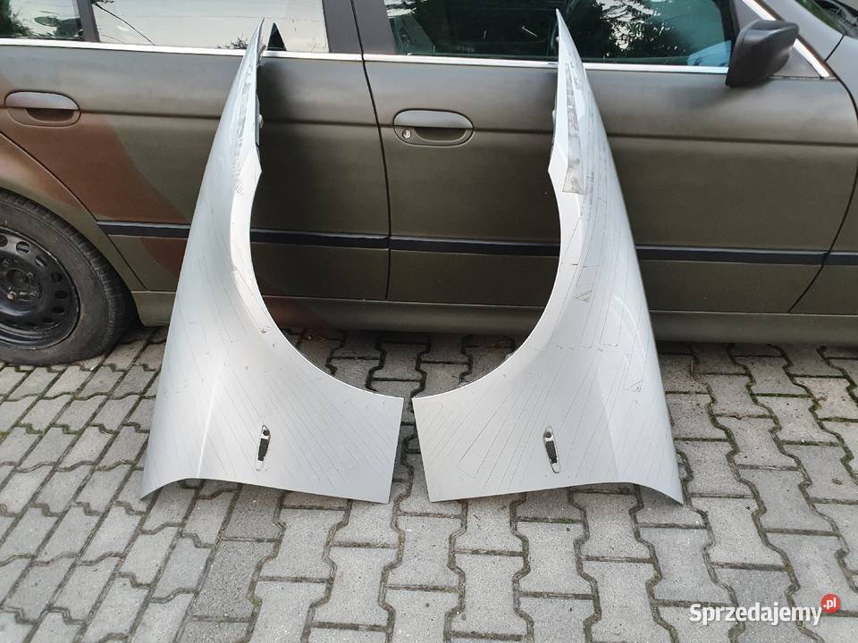 BMW 3 E90 E91 Błotnik Lewy Prawy Przód Skawina