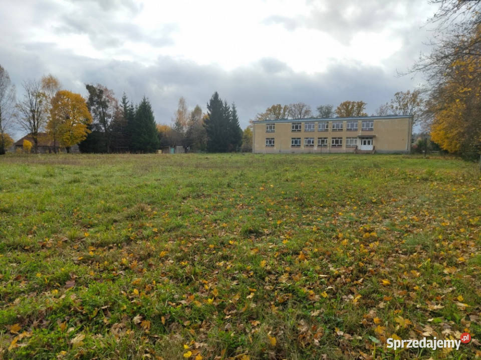 Działka o pow 128 ha zabudowana budynkiem Błudowo