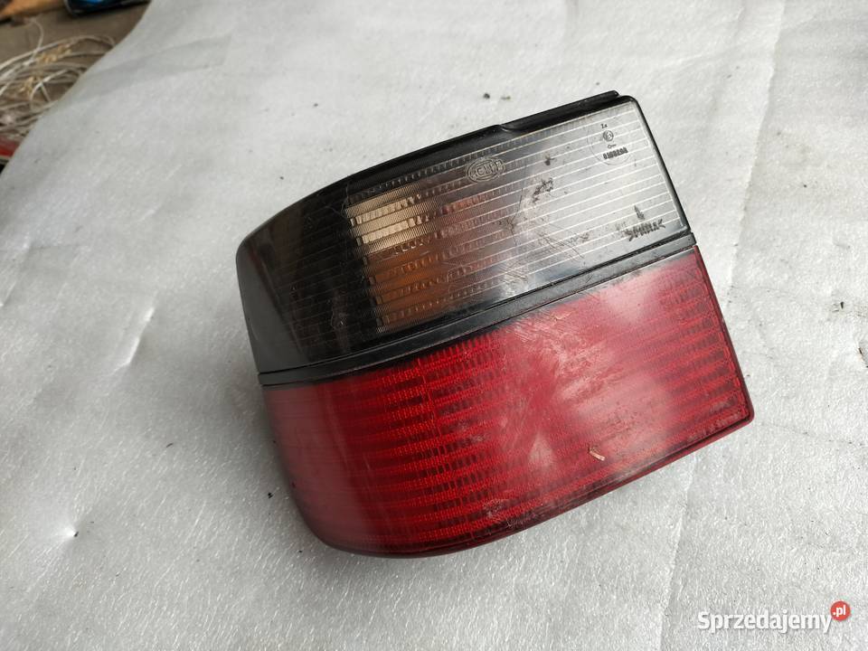Volkswagen Vento LAMPA TYŁ TYLNA LEWA lubelskie Kamień-Kolonia