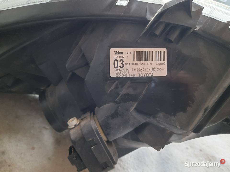 Lampa oryginał Toyota Yaris 2